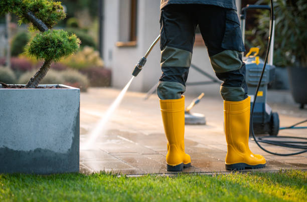 Best Local Pressure Washing Services  in Eagle Point, OR